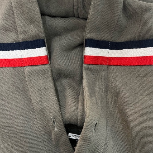 Well Known Studios Pullover Hoodie Sweatshirt Gray Grey Green Size Medium Mens - Picture 9 of 9